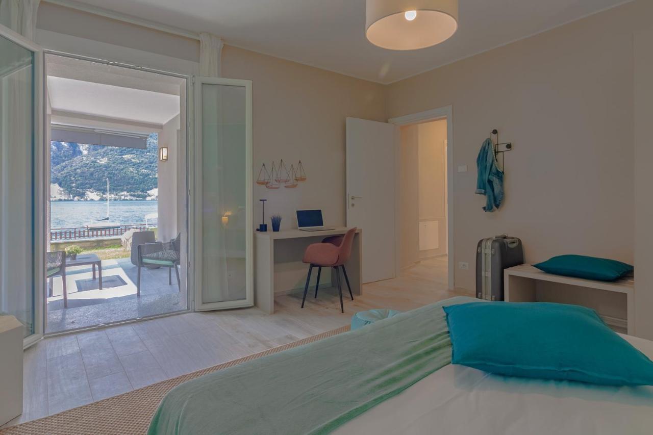 Ninfea Apartments By Wonderful Italy Lezzeno Bagian luar foto