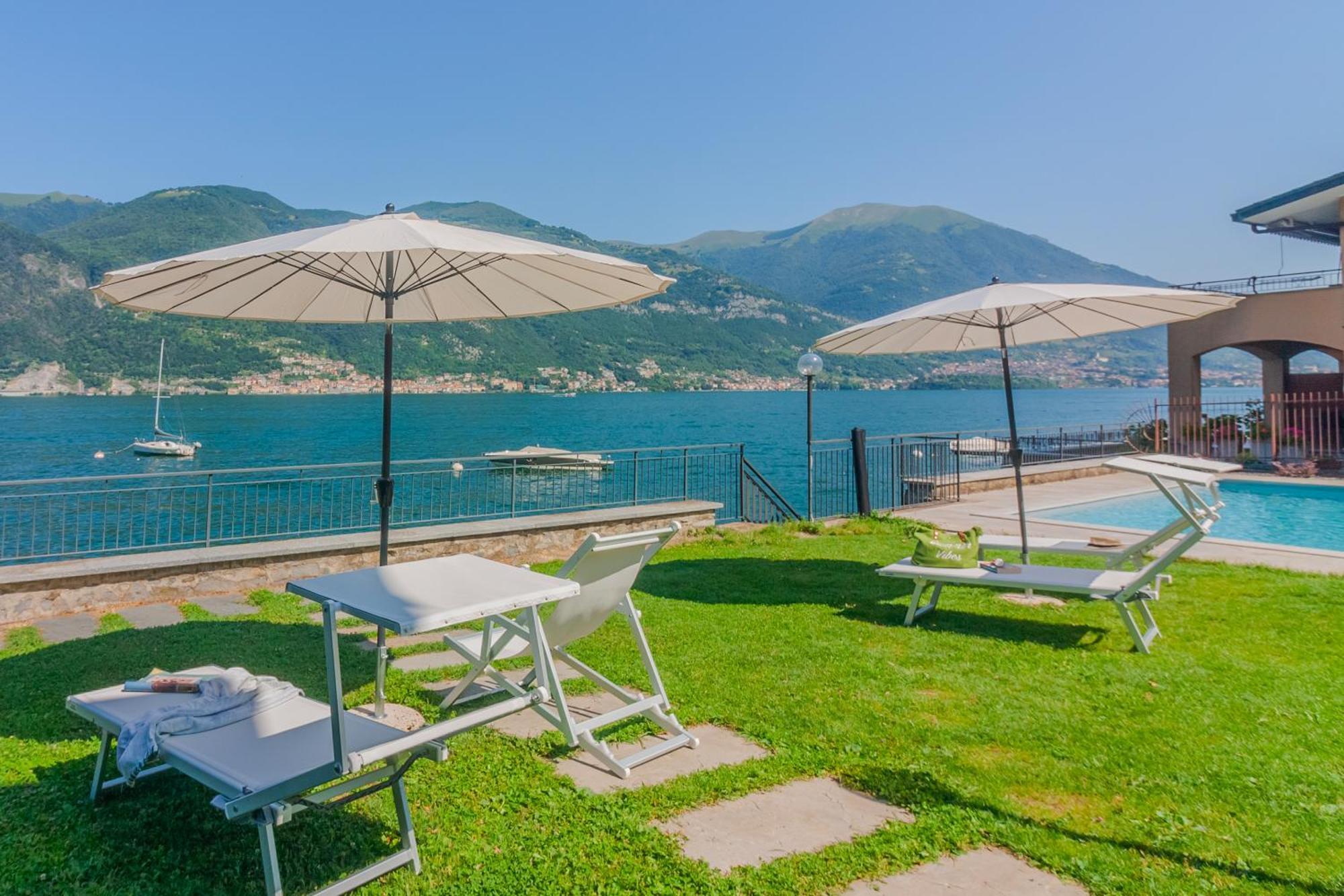 Ninfea Apartments By Wonderful Italy Lezzeno Bagian luar foto